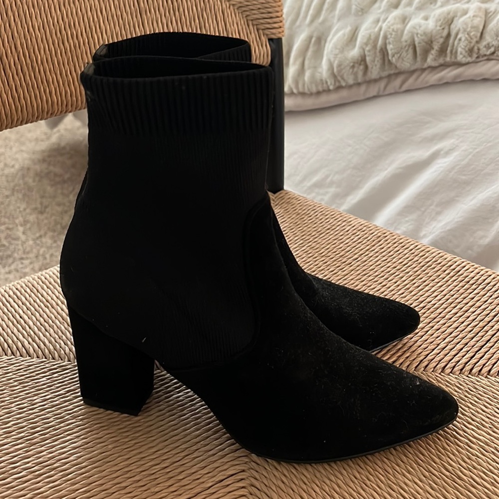 Elegant Black Ankle Boots